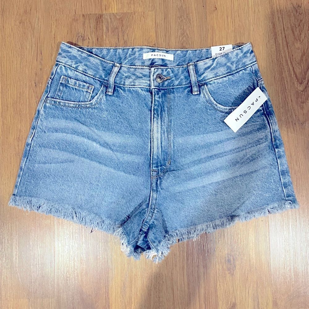 PACSUN High Rise Festival Shorts Lightwash Size 27 NWT